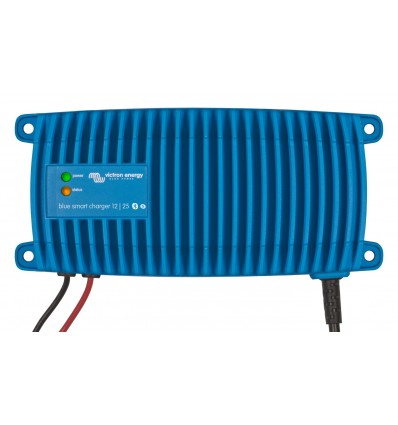 Blue Smart IP67 Charger 24/12